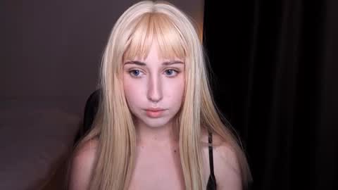 Snapshot of yukimisa chatting on September 2025 04:19:02 PM Misa online show from September 2025 04:19:02 PM