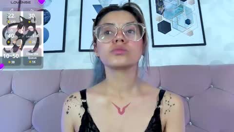 Snapshot of yukki_kuran chatting on February 2025 07:55:02 AM Yukki Kuran online show from February 2025 07:55:02 AM