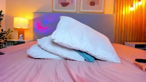 Yuliet online show from January 2025 11:10:02 PM