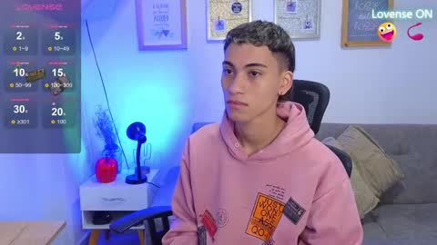 yulian_vasquez online show from November 2025 12:37:01 PM