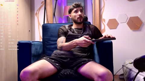 yulian 2811 online show from February 2025 01:16:02 AM