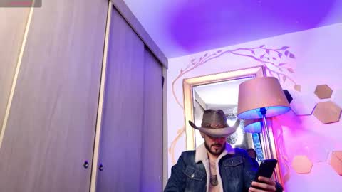 yulian 2811 online show from February 2025 11:56:02 PM