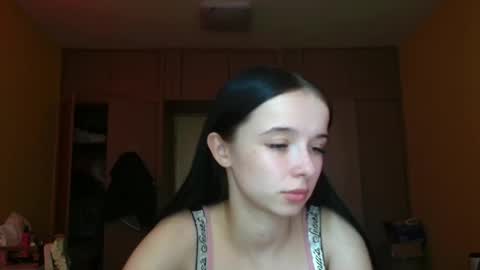 Yuliia online show from April 2026 01:02:01 PM