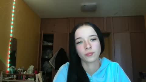 Yuliia online show from April 2026 08:07:02 AM