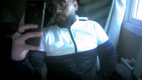 yulius_7 online show from November 2025 07:42:02 AM