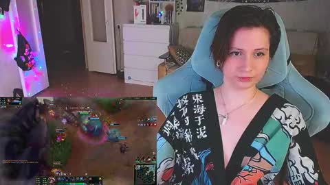 Snapshot of yum_neko_chan chatting on February 2025 08:10:01 PM Kris online show from February 2025 08:10:01 PM