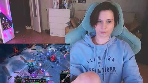 Snapshot of yum_neko_chan chatting on March 2025 09:48:01 PM Kris online show from March 2025 09:48:01 PM