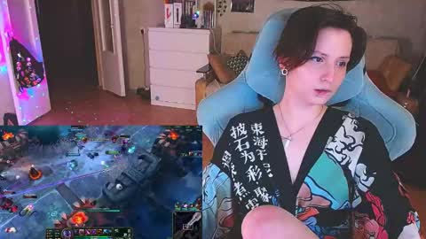 Snapshot of yum_neko_chan chatting on March 2025 07:21:02 PM Kris online show from March 2025 07:21:02 PM