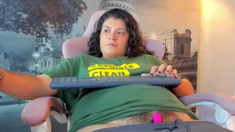 Snowflake online show from September 2025 03:49:01 PM