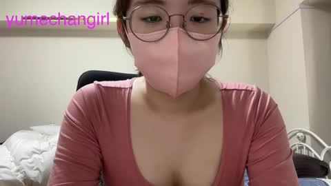 Snapshot of yumechangirl chatting on October 2025 03:04:02 AM YumechangirlAnime Fan online show from October 2025 03:04:02 AM