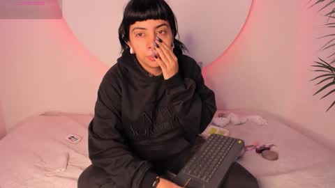 Snapshot of yumeko_jabami chatting on September 2025 12:40:01 PM YUMEKO online show from September 2025 12:40:01 PM