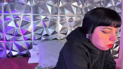 YUMEKO  online show from October 2025 01:56:02 PM