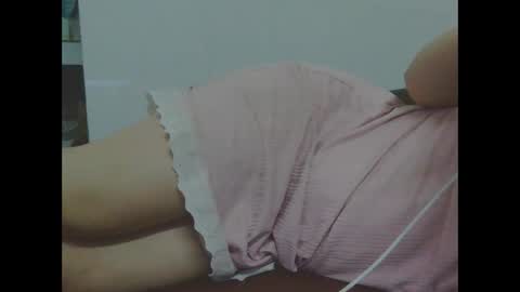 yumi123_ online show from October 2025 01:57:01 AM