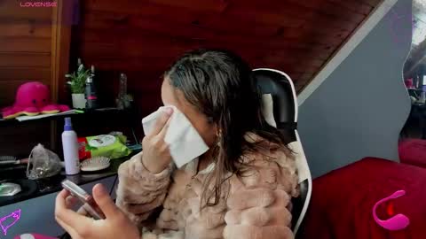 Snapshot of yumi_hanna chatting on December 2025 02:09:02 AM yumi_hanna online show from December 2025 02:09:02 AM