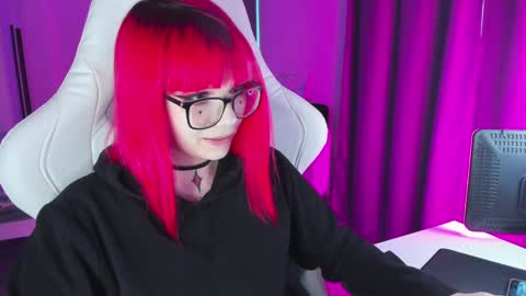 Snapshot of yumi_youkai chatting on December 2024 07:25:01 AM Yumi 3 online show from December 2024 07:25:01 AM