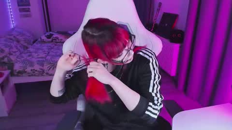 Yumi 3 online show from February 2026 07:12:01 PM