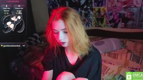 Snapshot of yumiko_uwu chatting on September 2025 03:23:01 PM Yumeko online show from September 2025 03:23:01 PM