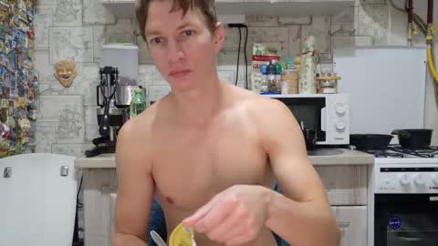 Snapshot of yummyalexxx chatting on November 2025 01:58:02 PM Alex online show from November 2025 01:58:02 PM