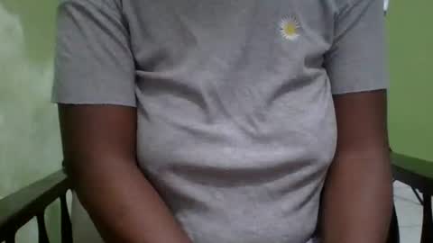 YUMMY online show from November 2025 02:44:02 AM