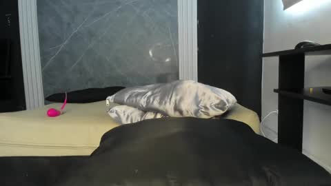 Snapshot of yummyduo chatting on March 2025 06:41:02 PM Yummyduo online show from March 2025 06:41:02 PM