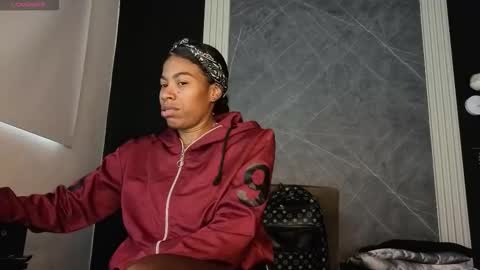 Snapshot of yummyduo chatting on October 2025 12:06:01 PM Yummyduo online show from October 2025 12:06:01 PM