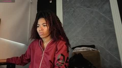 Snapshot of yummyduo chatting on October 2025 12:17:02 PM Yummyduo online show from October 2025 12:17:02 PM