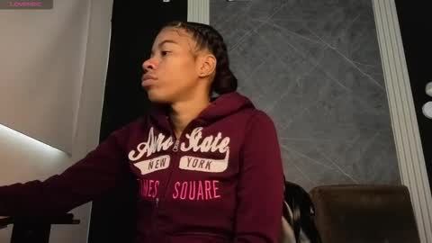 Snapshot of yummyduo chatting on October 2025 12:17:02 PM Yummyduo online show from October 2025 12:17:02 PM