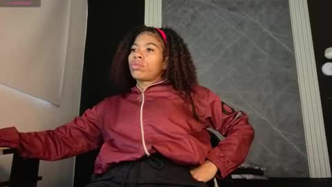 Snapshot of yummyduo chatting on November 2025 11:58:01 AM Yummyduo online show from November 2025 11:58:01 AM