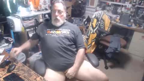 yummyflguy online show from April 2026 07:08:02 PM