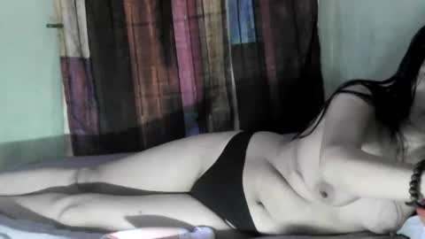 Snapshot of yummyhottiemom chatting on December 2024 06:55:02 AM yummyhottiemom online show from December 2024 06:55:02 AM