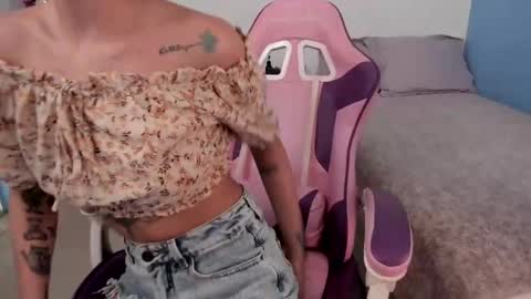 Snapshot of yunablack chatting on December 2024 07:22:01 PM Yuna online show from December 2024 07:22:01 PM