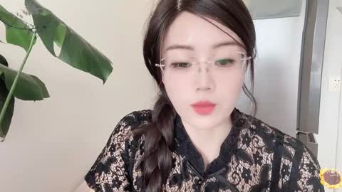 Snapshot of yuner0715 chatting on March 2025 03:00:01 AM YunEr online show from March 2025 03:00:01 AM