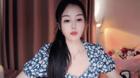 YunEr online show from April 2026 02:49:02 AM
