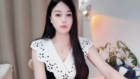 YunEr online show from May 2026 02:57:01 PM