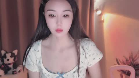YunEr online show from June 2026 04:16:02 AM