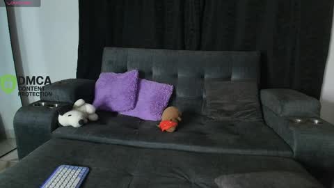 ELITA online show from April 2026 04:39:01 AM