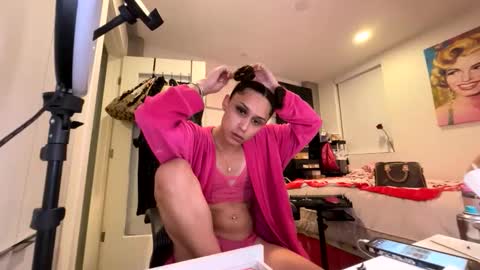 Snapshot of yungfemslut chatting on March 2026 03:12:01 AM BbyTSSLut online show from March 2026 03:12:01 AM