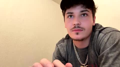 yungstudbev online show from October 2025 05:08:02 AM