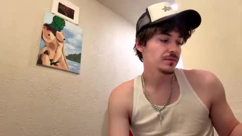 yungstudbev online show from December 2025 05:20:01 PM