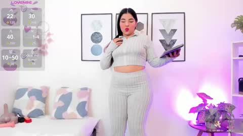 Yunna online show from September 2025 11:26:01 AM