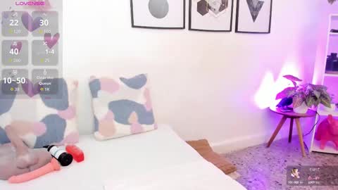 Yunna online show from October 2025 11:31:01 AM