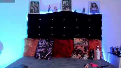 yuong soo online show from September 2025 03:07:02 AM