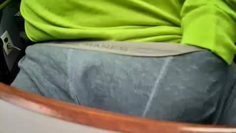 yuppers1234 online show from December 2025 03:20:01 PM