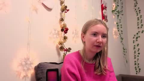 Alesia online show from December 2025 07:37:01 AM