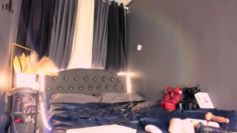 Yurie online show from February 2025 07:17:02 AM