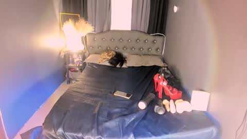 Yurie online show from February 2025 03:01:02 AM