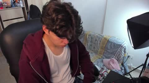 yurii_moody online show from October 2025 07:31:02 PM