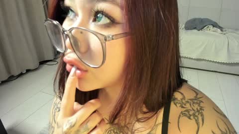 Snapshot of yurikomay chatting on January 2025 10:13:01 PM Hi My name Yuriko online show from January 2025 10:13:01 PM