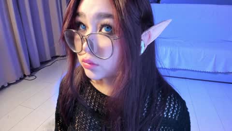 Snapshot of yurikomay chatting on January 2025 03:55:02 PM Hi My name Yuriko online show from January 2025 03:55:02 PM