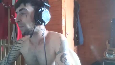 Snapshot of yuumis chatting on November 2025 06:39:01 PM Yuumi online show from November 2025 06:39:01 PM